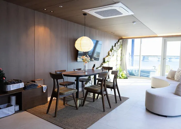 Apartamento 루미에르 디럭스 오션뷰 그랜드룸-광안리 해수욕장 New Ciudad Metropolitana de Busan